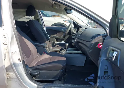 2013 Kia Forte Ex z USA, uszkodzony, nr VIN KNAFU5A25D5684559